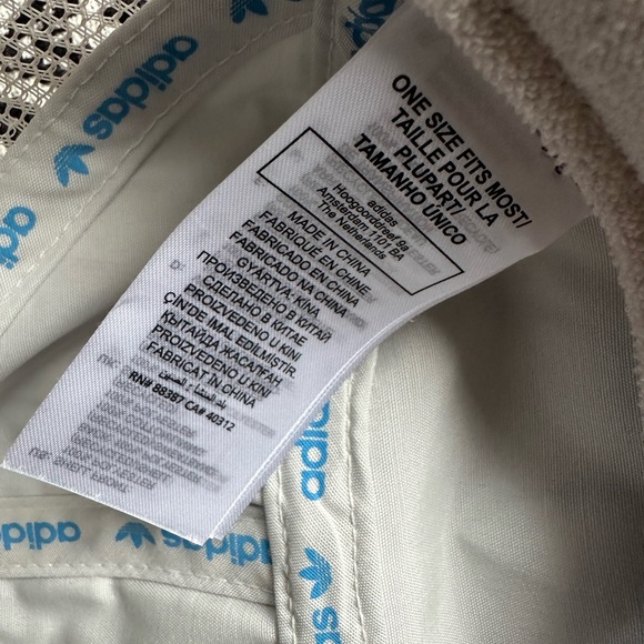 Brand New Adidas Archive Hat - Picture 9 of 9